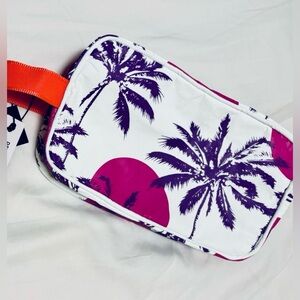 NWT LE Aloha Collection DOPP Toiletry Kit in Tropical Palm Tree by Samundra